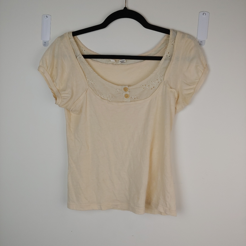 Moth Cream Cap Sleeve Sz M Top